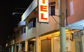 Hotel Bajet Pulai